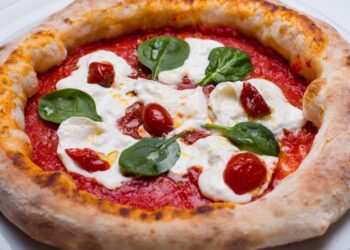 PIZZA ΙΤΑΛΙΚΗ