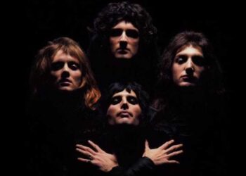 «Bohemian Rhapsody» των Queen από 65.000 θαυμαστές στο Λονδίνο