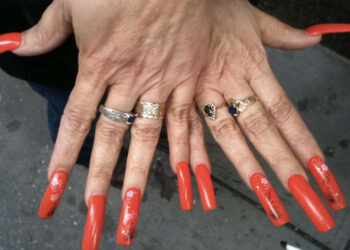 GOOD BYE FAKE UGLY LONG NAILS!
