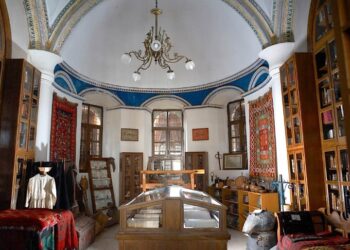 ΣΤΗ ΔΗΜΗΤΣΑΝΑ Η ΠΑΛΑΙΟΤΕΡΗ ΒΙΒΛΙΟΘΗΚΗ ΤΗΣ ΕΛΛΑΔΑΣ