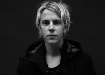 Ο Tom Odell σε μια μοναδική συναυλία στην Ελλάδα