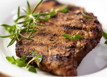 Pork Steaks με μυρωδικά