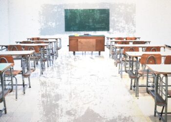 Η «ΜΑΥΡΗ ΤΡΥΠΑ» ΤΩΝ ΙΔΙΩΤΙΚΩΝ ΣΧΟΛΕΙΩΝ