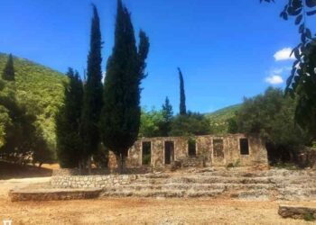 Saristra Festival: Δυνατές εκπλήξεις στο χωριό-φάντασμα της Κεφαλονιάς